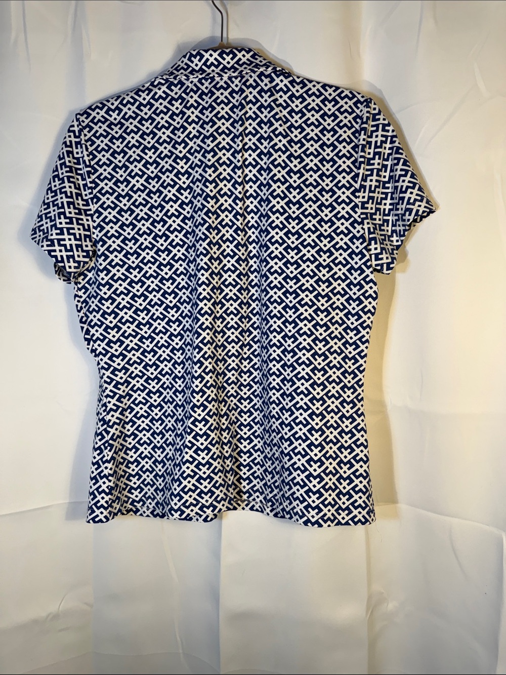 J. McLaughlin Navy and White Geometric Short Sleeve Polo - Picture 5 of 8